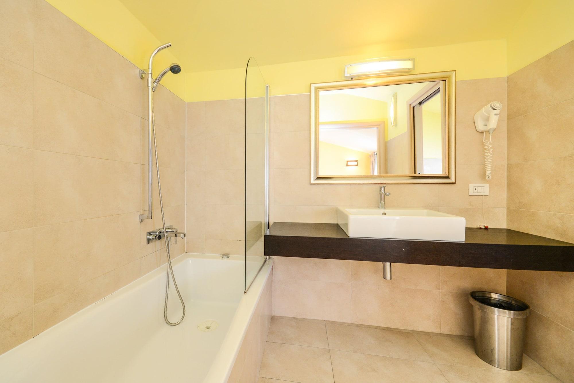 Regal Hotel Brescia Esterno foto