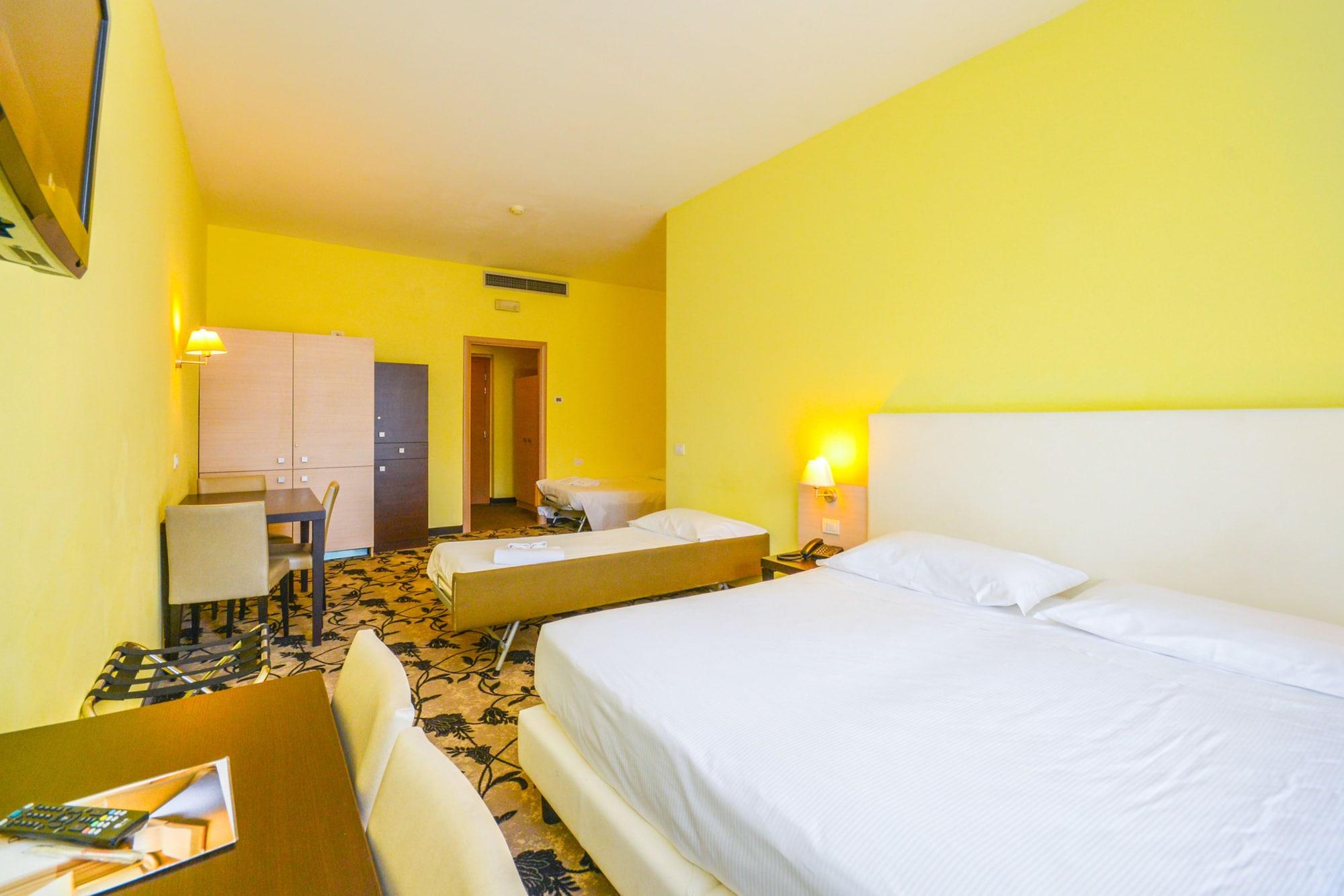 Regal Hotel Brescia Esterno foto