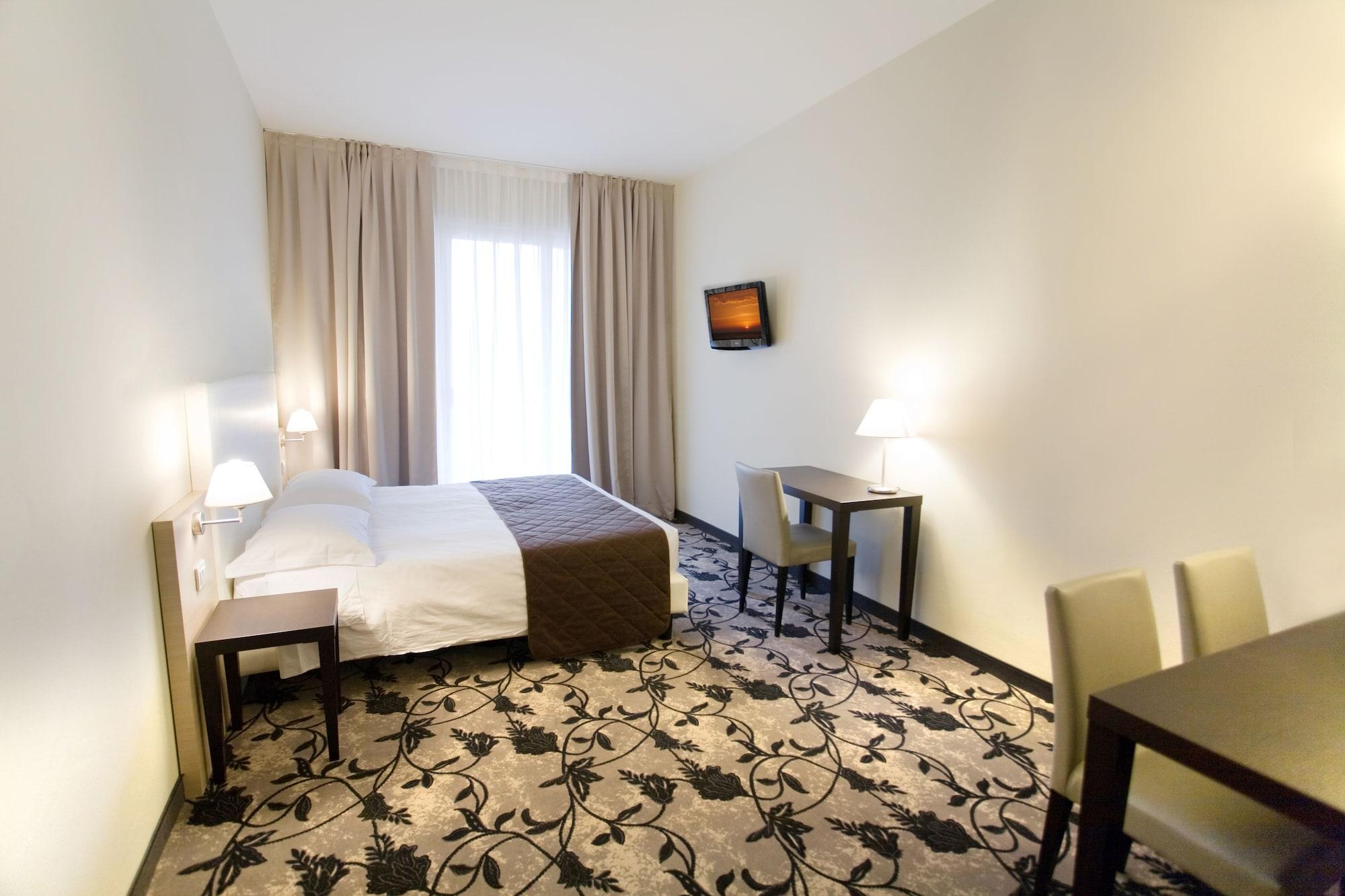 Regal Hotel Brescia Esterno foto