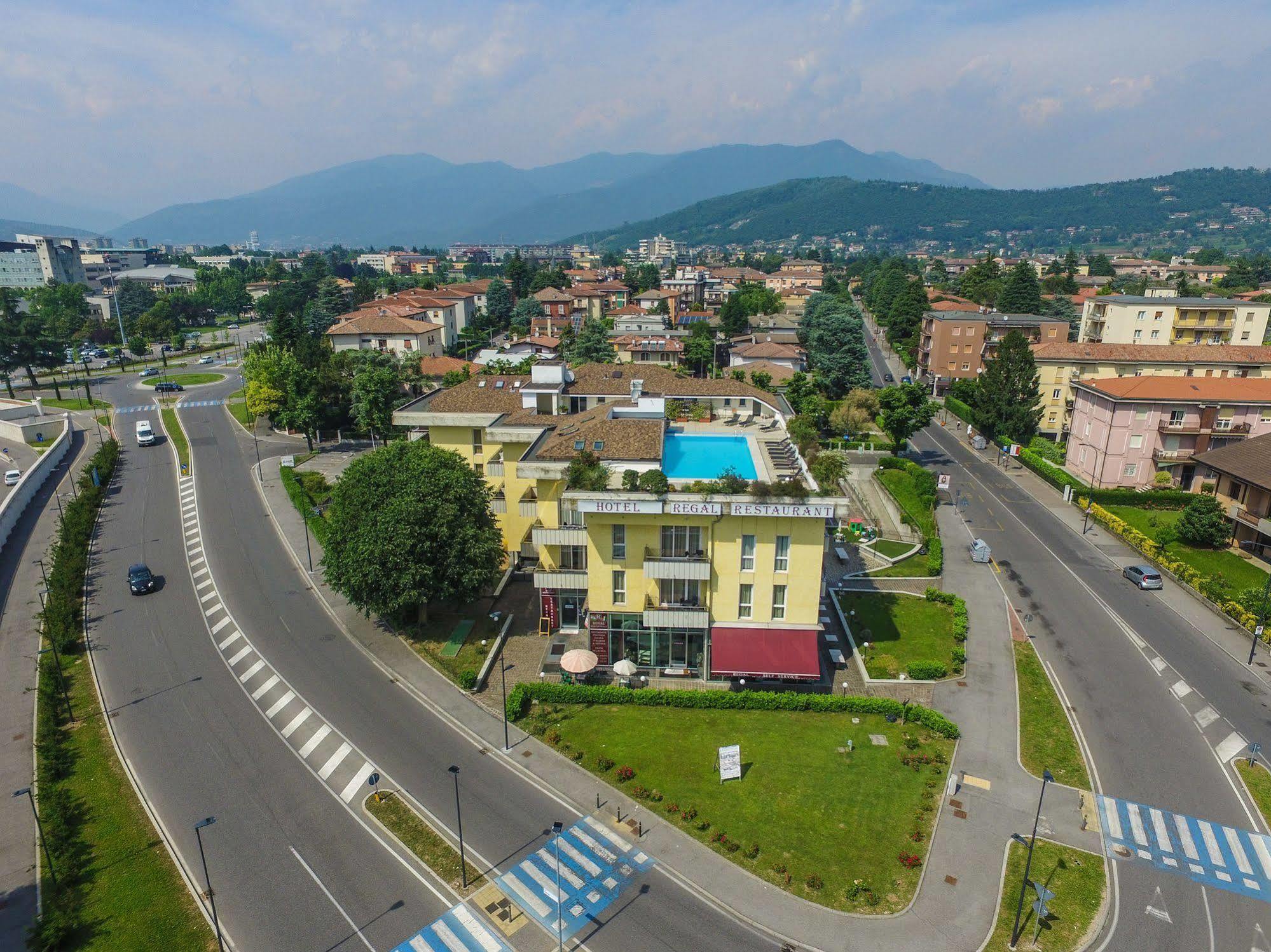 Regal Hotel Brescia Esterno foto