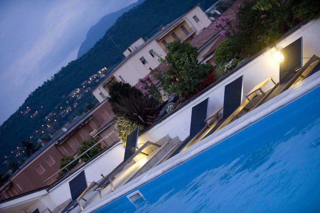 Regal Hotel Brescia Esterno foto